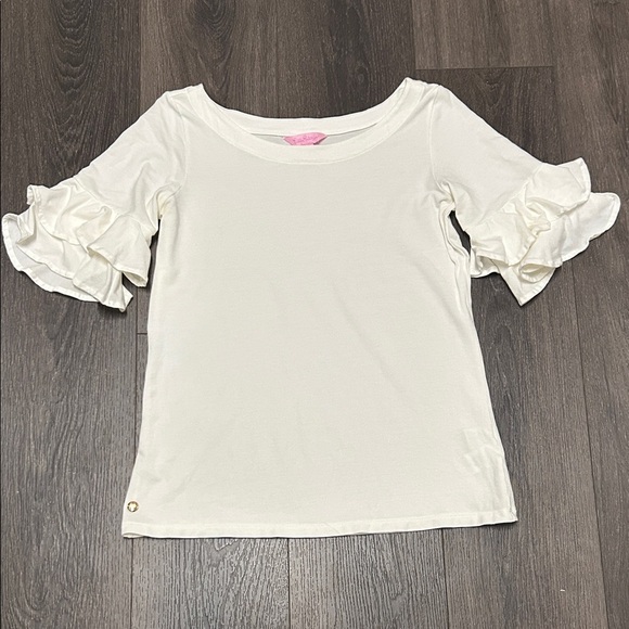 Lilly Pulitzer Classic Off White Top with Ruffled Short sleeves - Picture 1 of 5